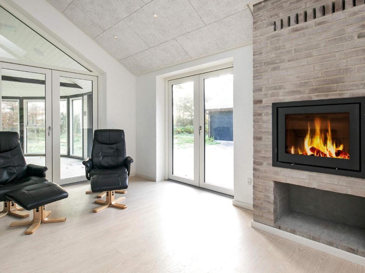 14 Person Holiday Home In L Kken Lokken Exterior photo