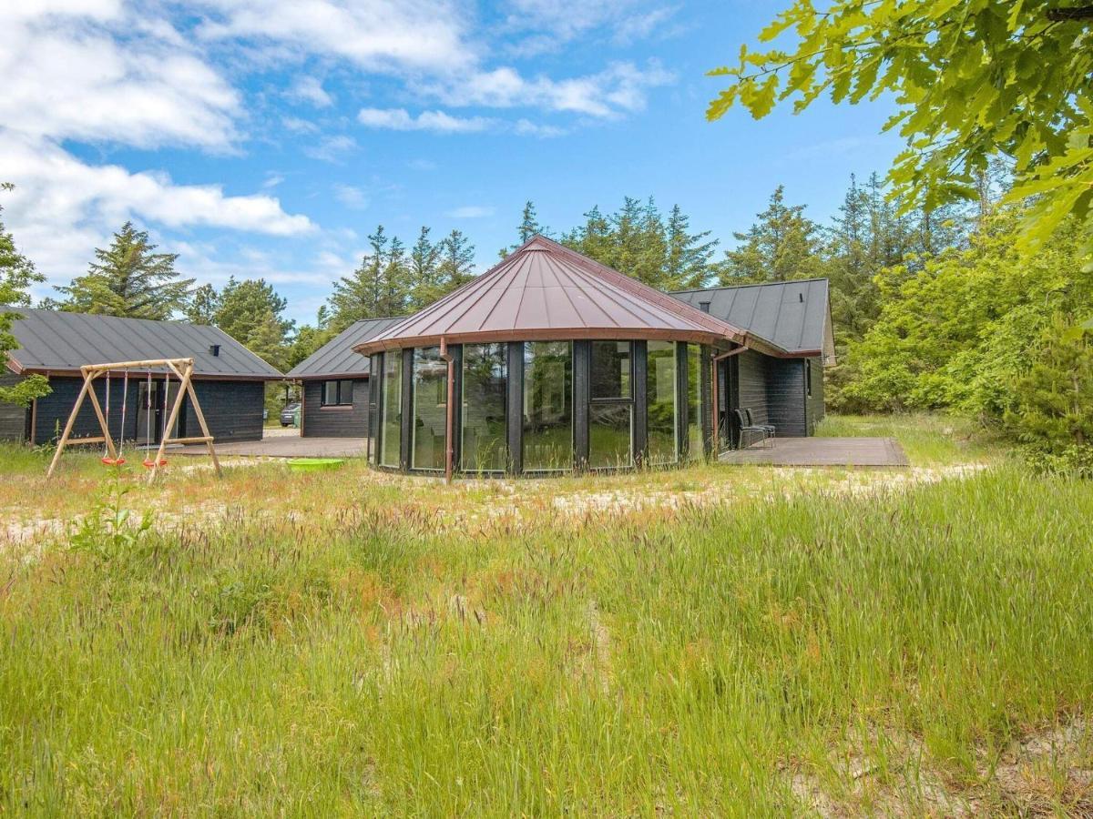 14 Person Holiday Home In L Kken Lokken Exterior photo