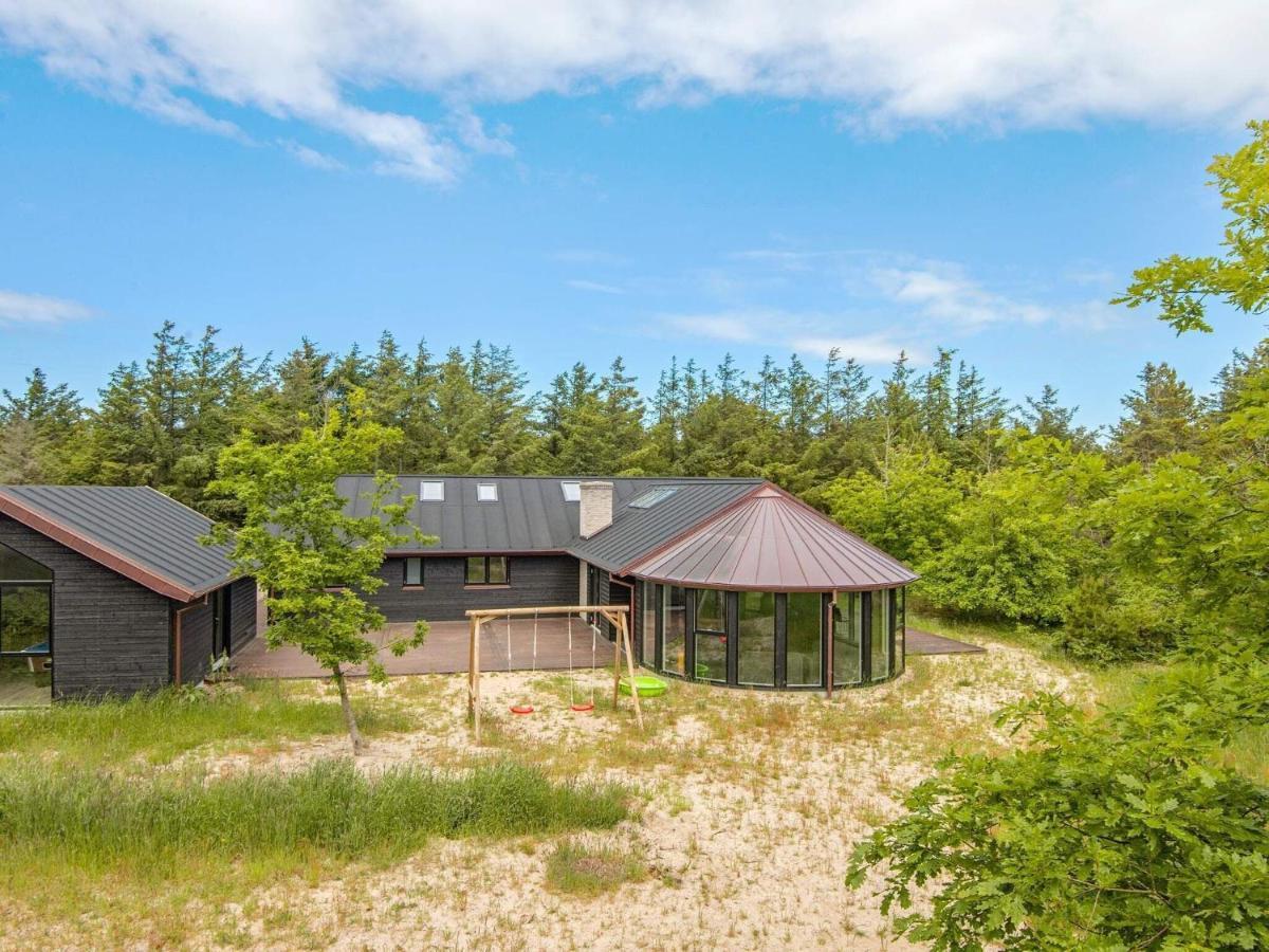 14 Person Holiday Home In L Kken Lokken Exterior photo